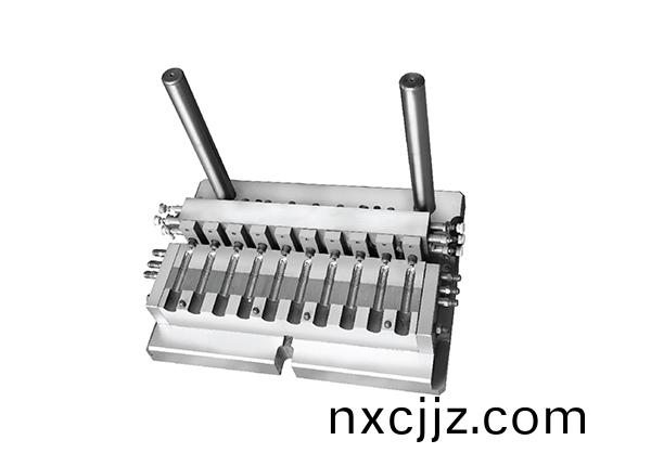 IBM50H 注吹(chui)模具(ju)